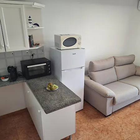 Poolfront Holiday home