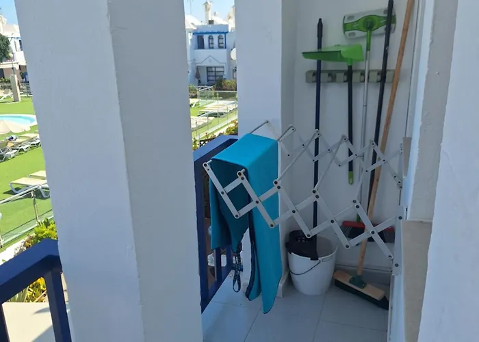 Poolfront Πλάγια ντελ Ινγκλές