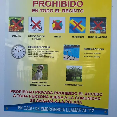 Poolfront Casa de Férias