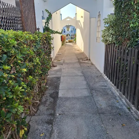 Poolfront Casa de Férias